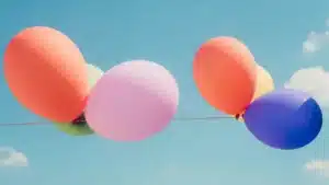 How to make floating balloons without helium