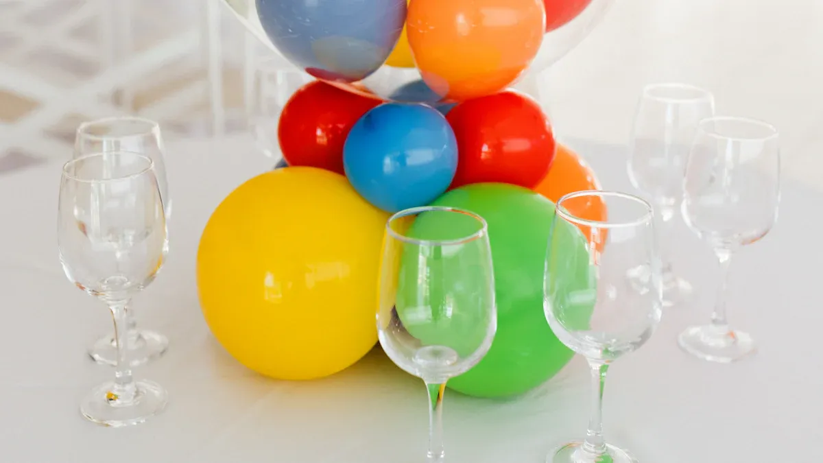 Decorating Tips for Latex Free Balloons